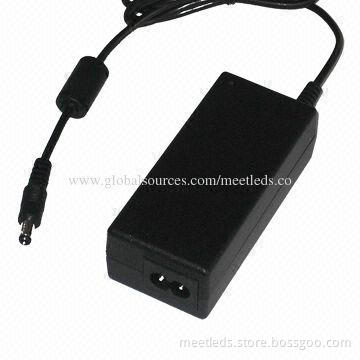 24W 12AC/DC LED Compact Adapter with 90 to 264V AC Input Voltage